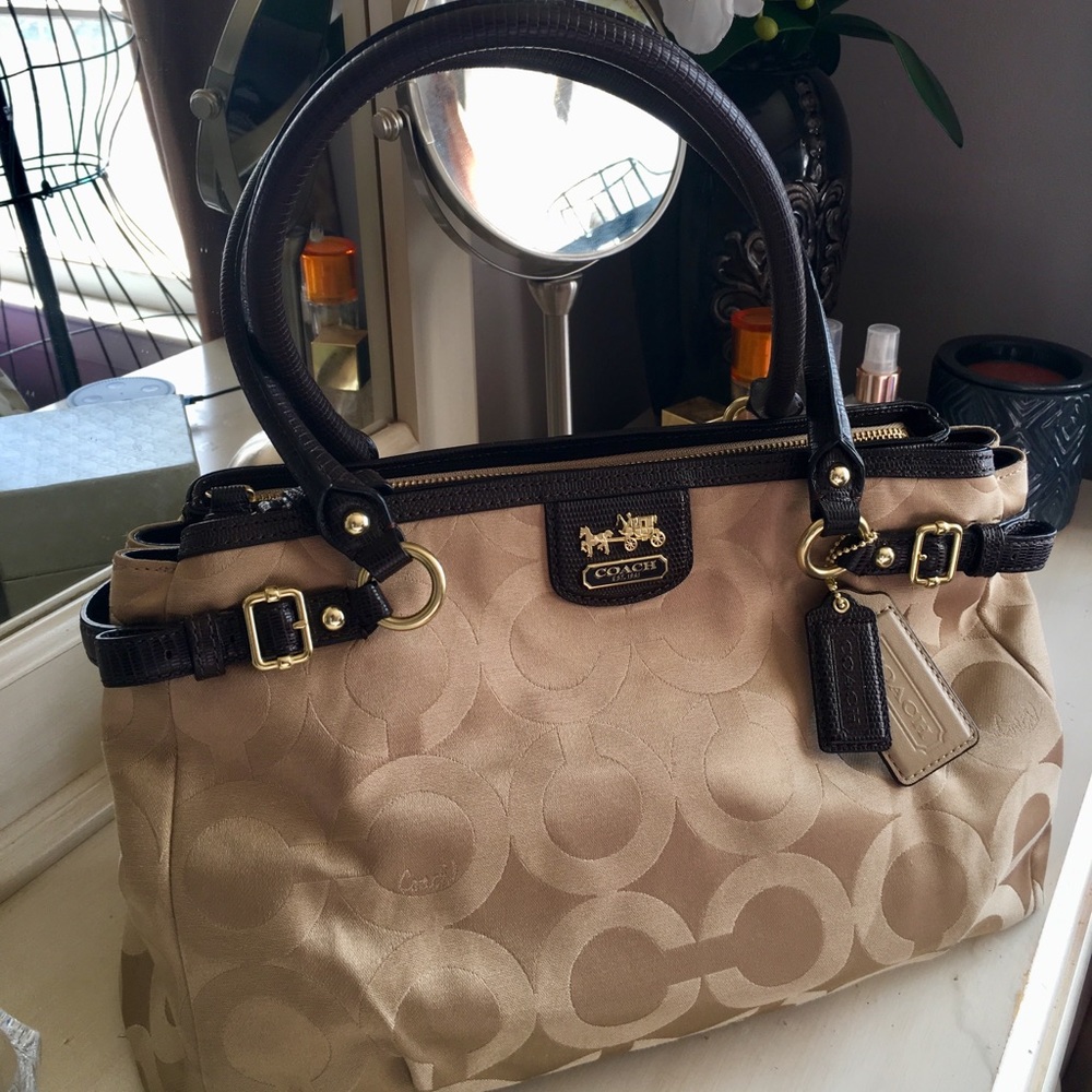 Coach handbag